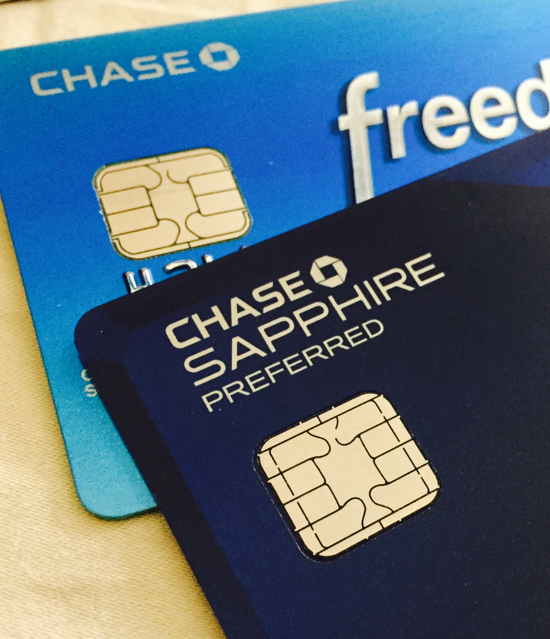 chase-sapphire-preferred-vs-chase-freedom-card-uponarriving