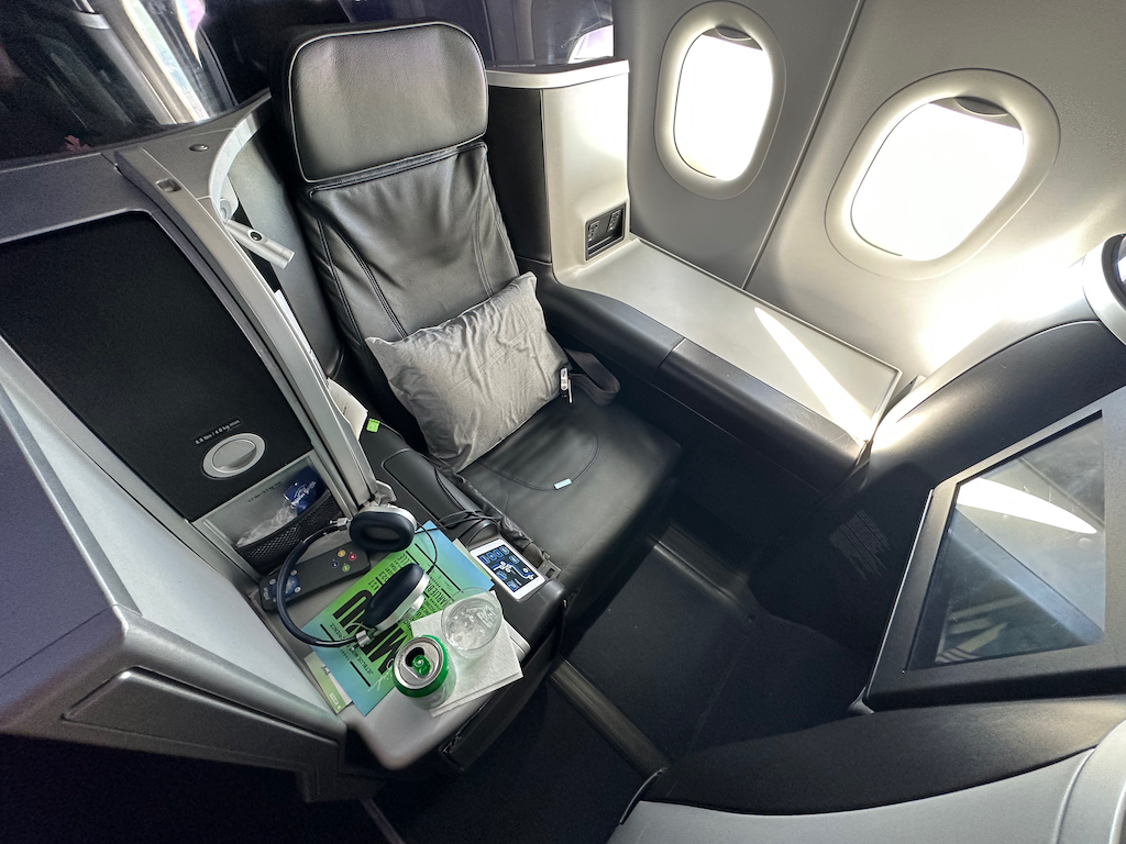 JetBlue Mint: Your Guide to Flying First Class - NerdWallet