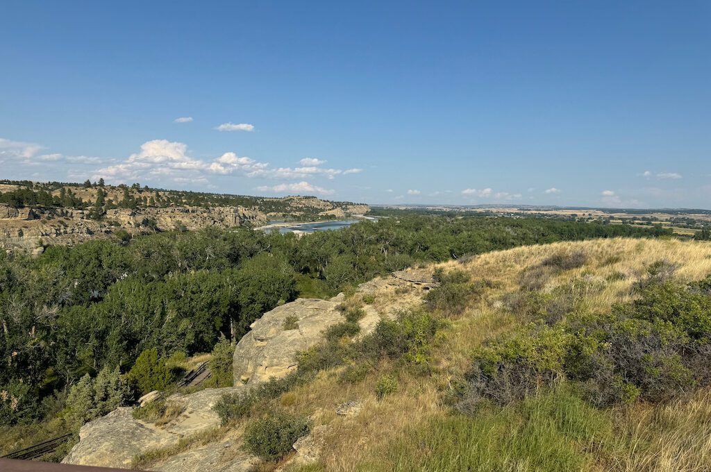 Pompeys Pillar view